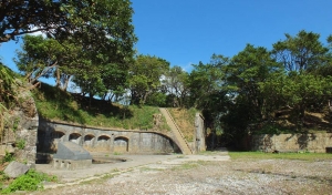槓子寮砲台、槓子寮山步道(龍崗步道)