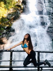20191002 青山瀑布王美照