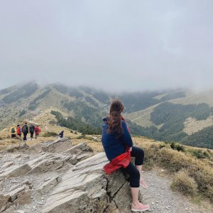 登山女孩的頭像